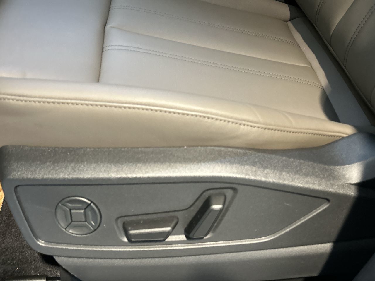 Audi Q5  2025 à Toronto, Ontario