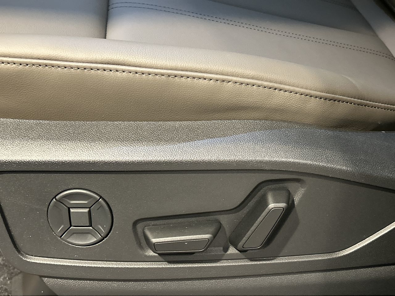 Audi Q5  2025 à Toronto, Ontario