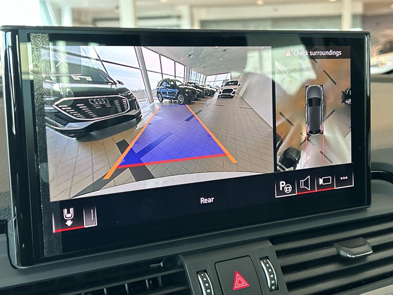 Audi Q5  2025 à Toronto, Ontario