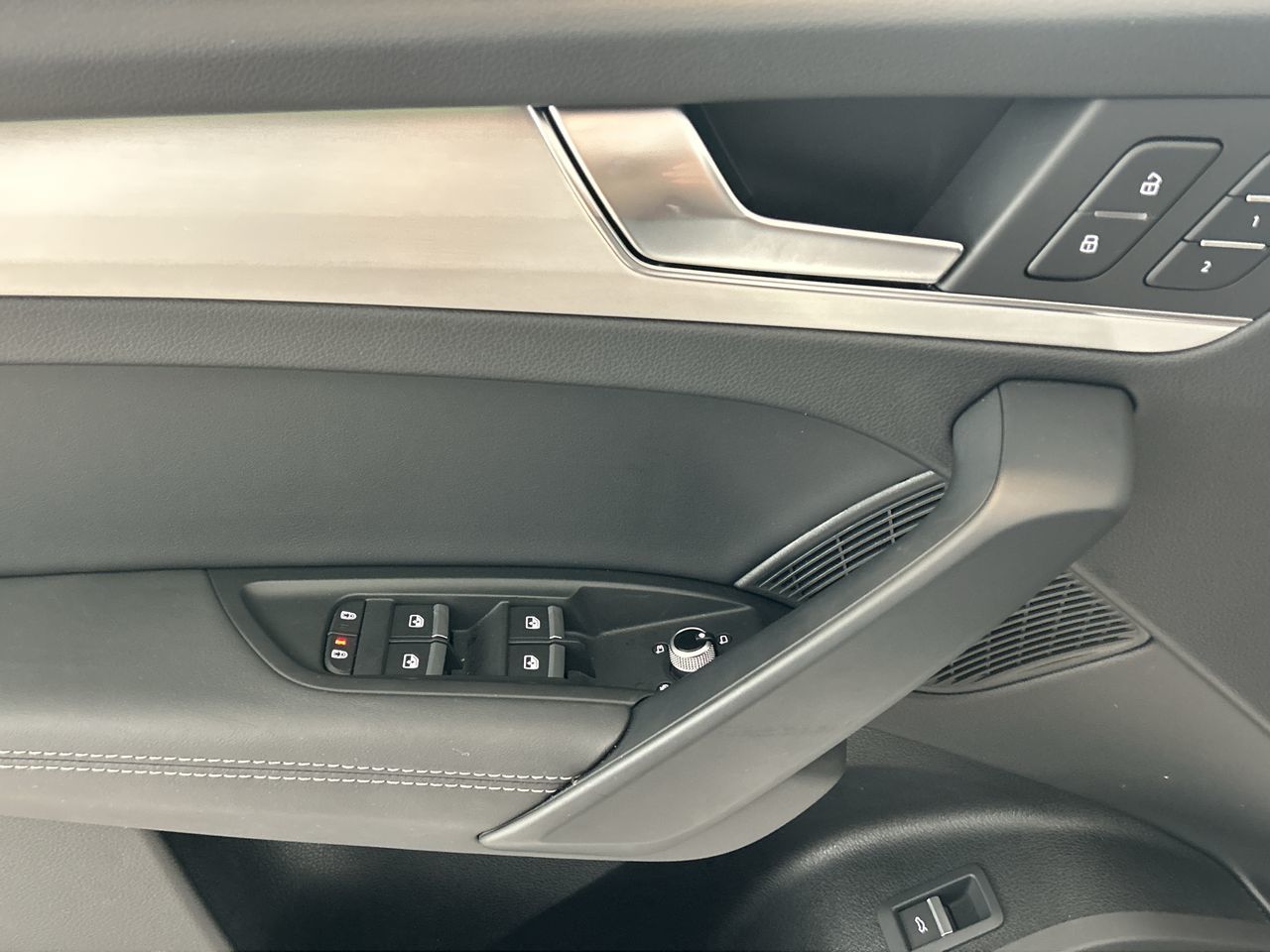 2025 Audi Q5 in Toronto, Ontario