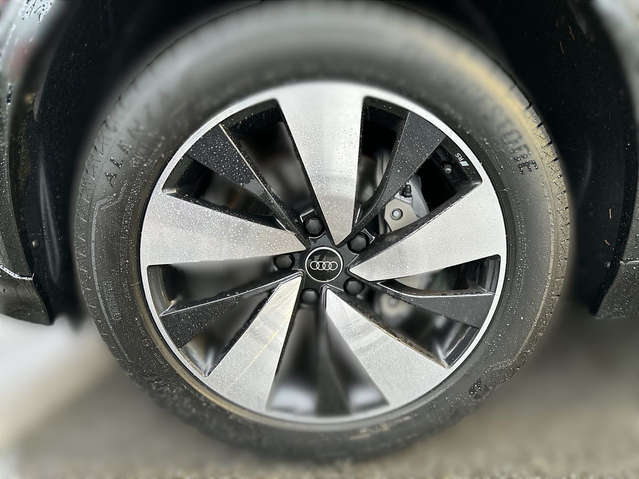 Audi Q6 e-tron  2025 à Toronto, Ontario