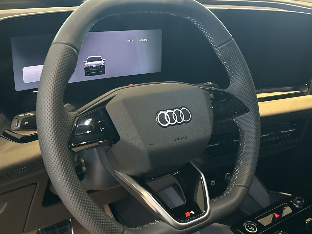 Audi Q6 e-tron  2027 à Toronto, Ontario