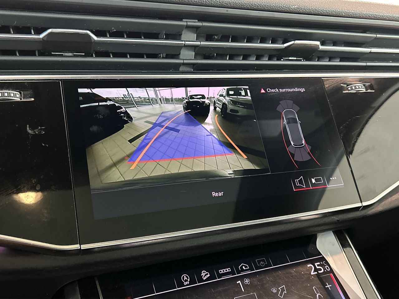 Audi Q7  2024 à Toronto, Ontario