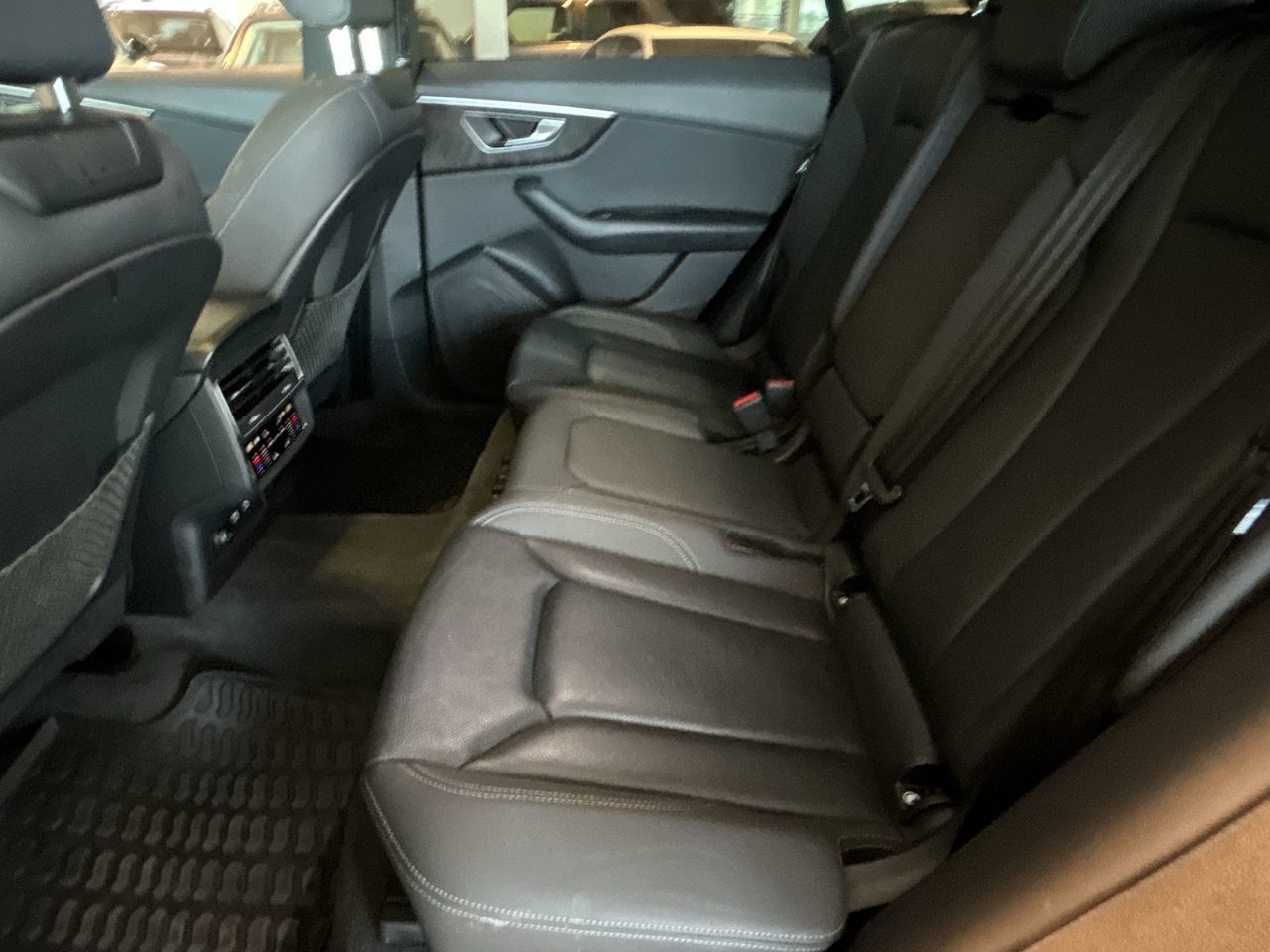 Audi Q8  2021 à Toronto, Ontario