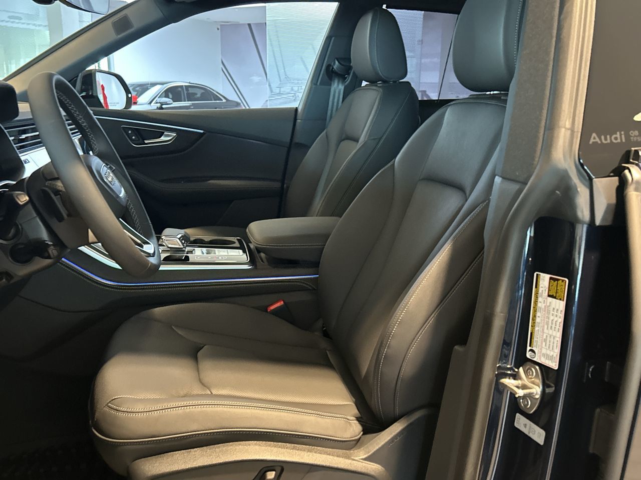 Audi Q8  2025 à Toronto, Ontario