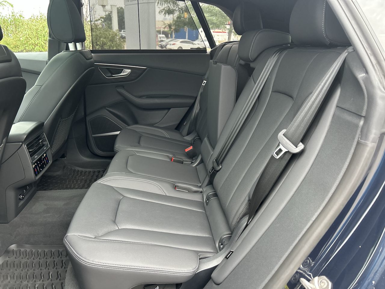Audi Q8  2025 à Toronto, Ontario