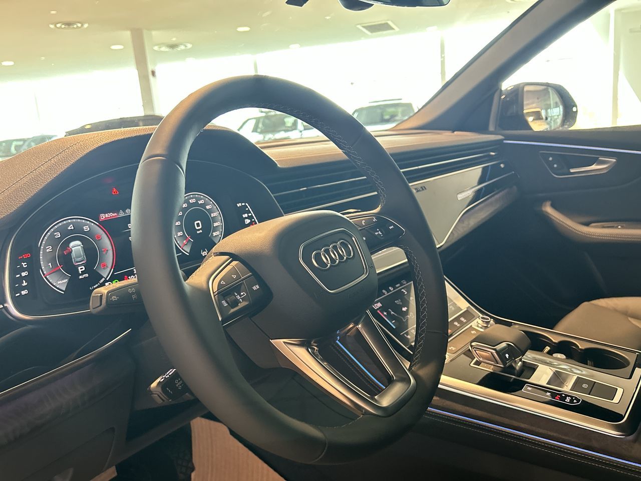 Audi Q8  2025 à Toronto, Ontario