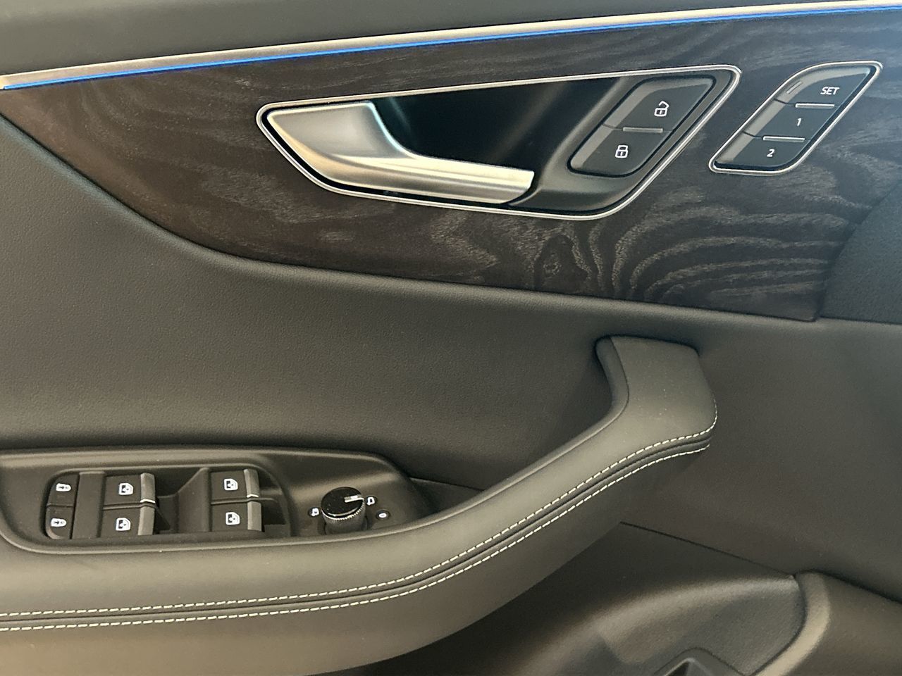2025 Audi Q8 in Toronto, Ontario