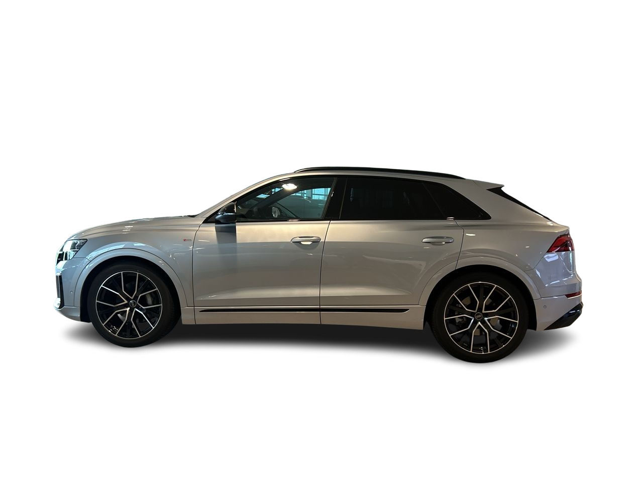 2025 Audi Q8 in Toronto, Ontario