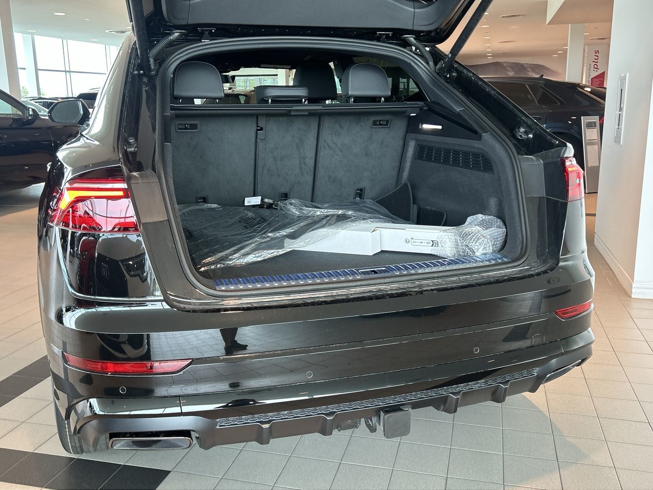 2025 Audi Q8 in Toronto, Ontario