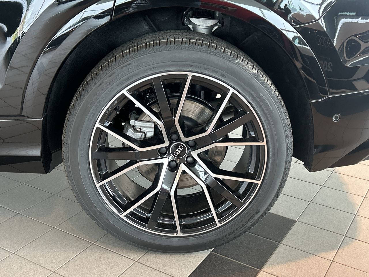 2025 Audi Q8 in Toronto, Ontario