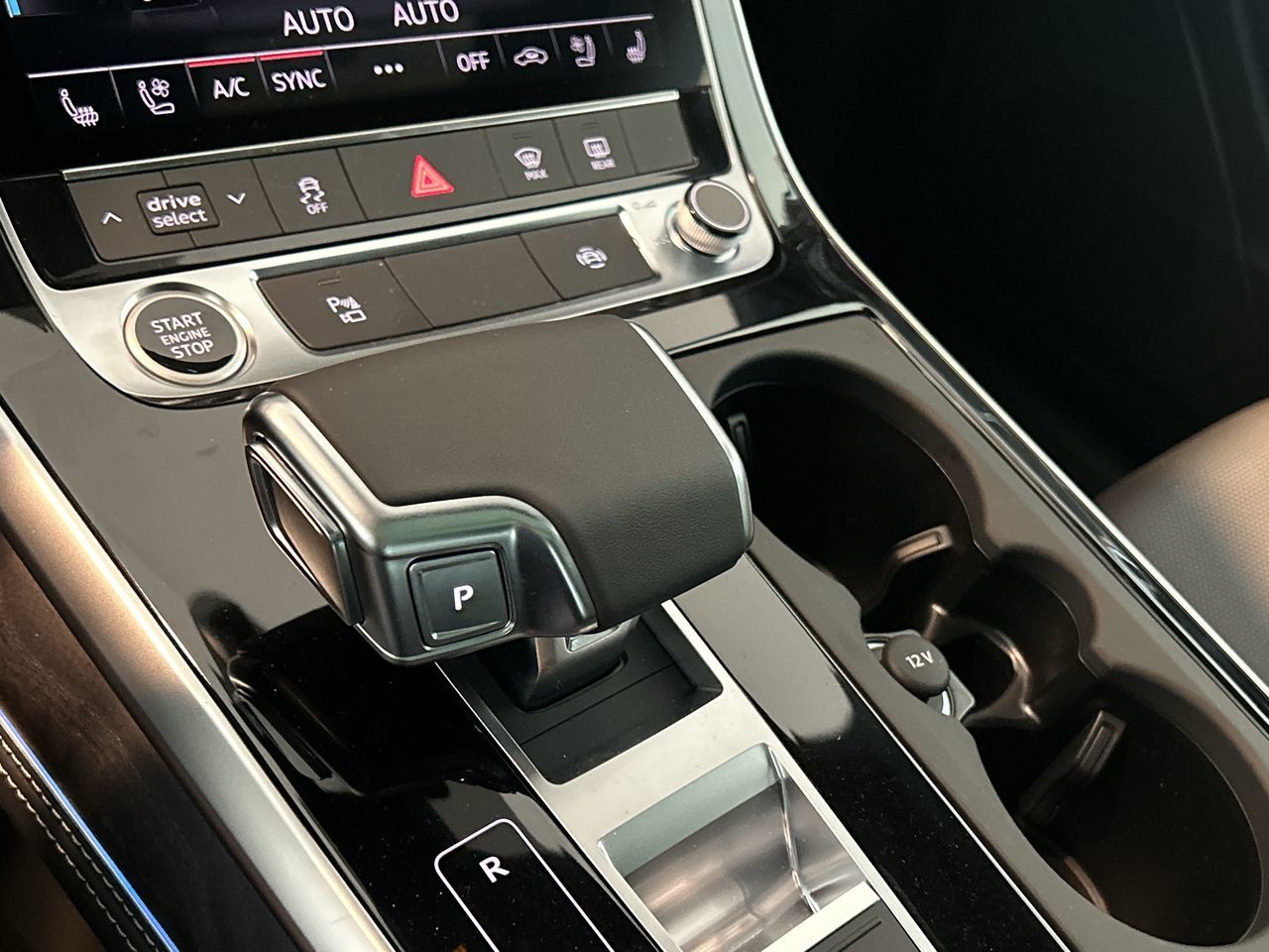 2025 Audi Q8 in Toronto, Ontario