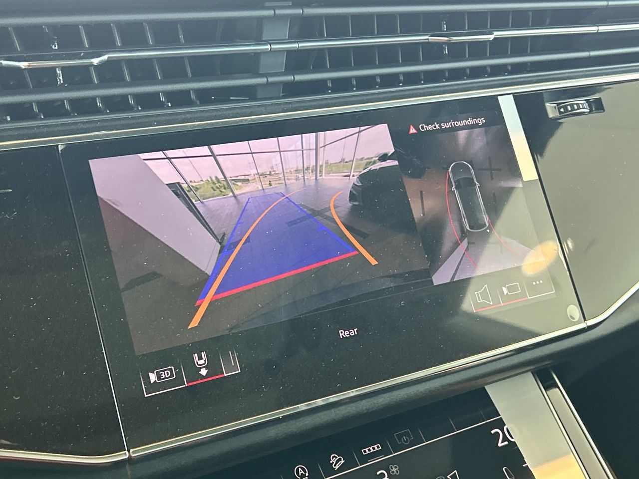 2025 Audi Q8 in Toronto, Ontario