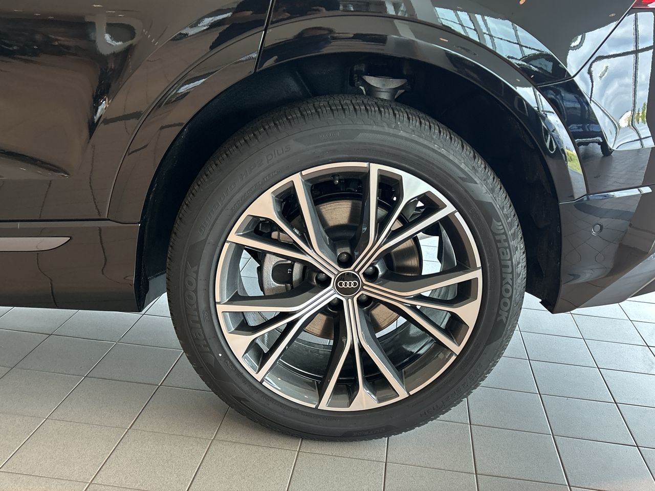 2025 Audi Q8 in Toronto, Ontario