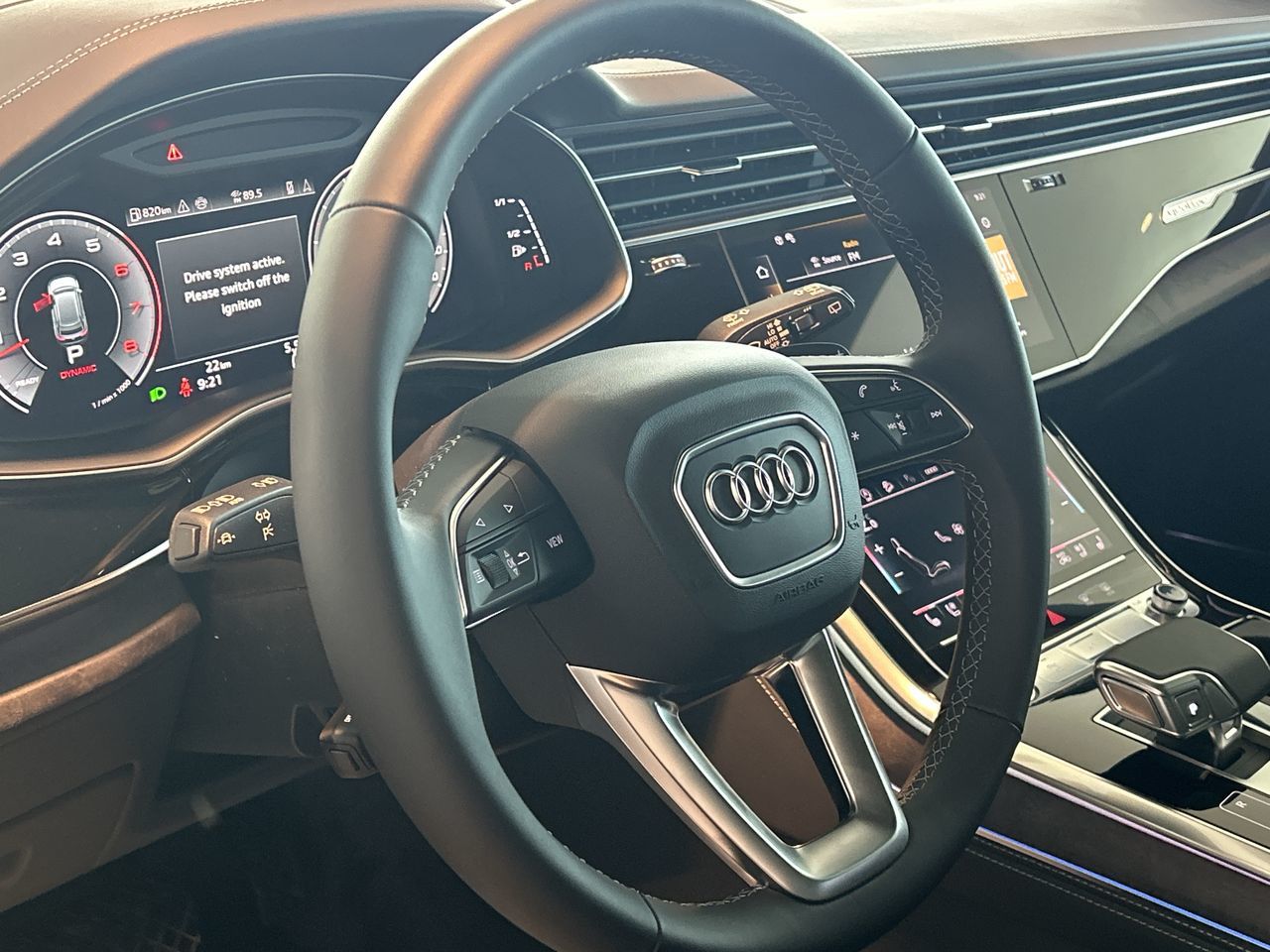 Audi Q8  2025 à Toronto, Ontario