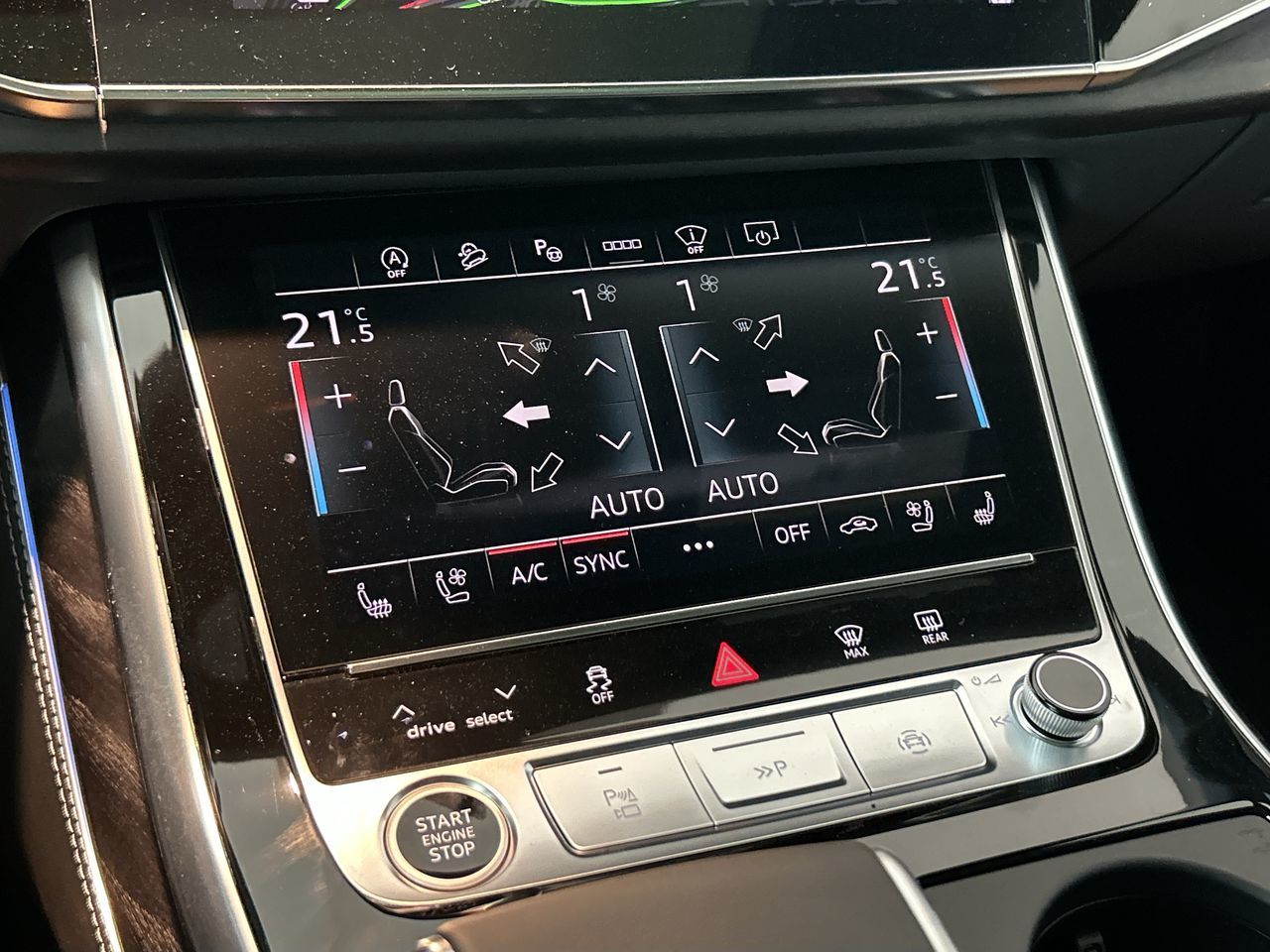 Audi Q8  2025 à Toronto, Ontario