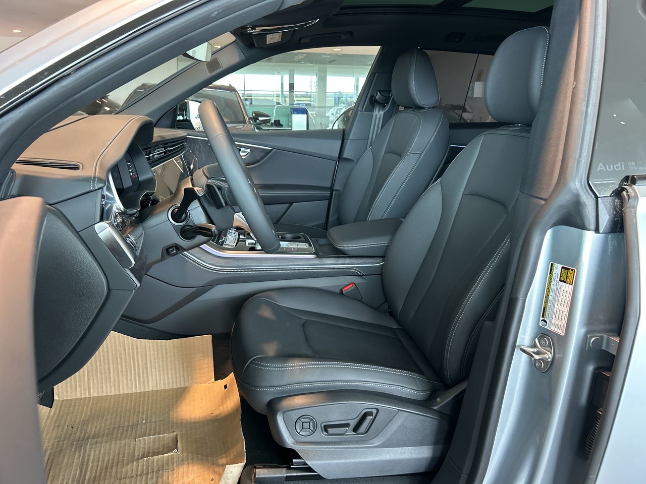 Audi Q8  2025 à Toronto, Ontario