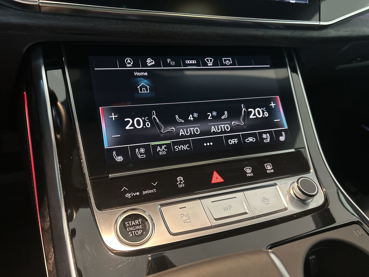 Audi Q8  2025 à Toronto, Ontario
