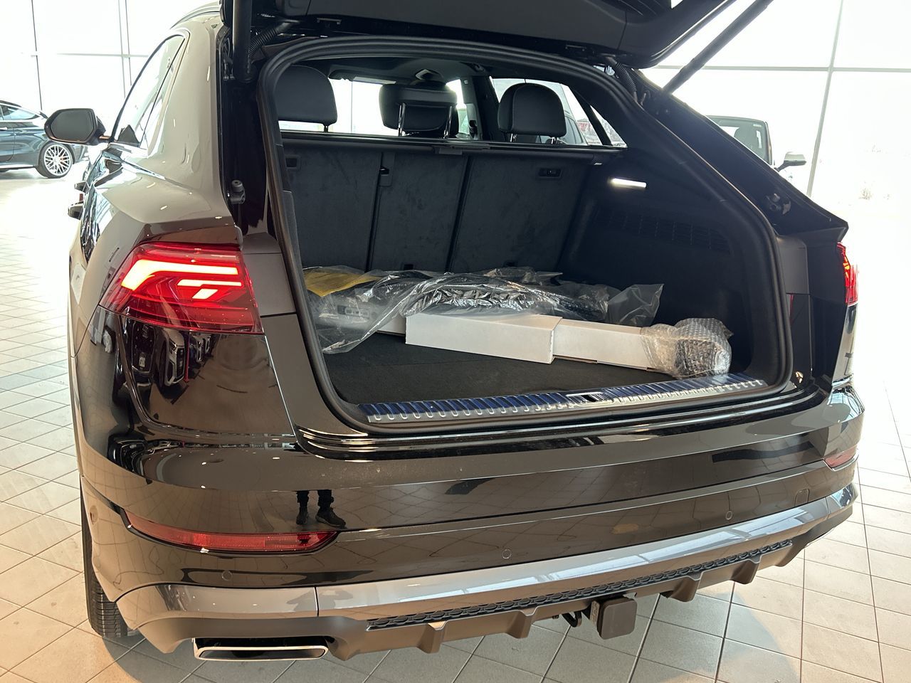 2025 Audi Q8 in Toronto, Ontario