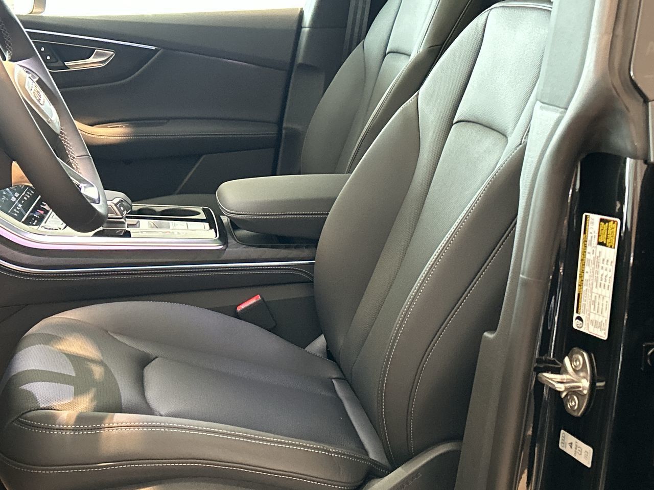 2025 Audi Q8 in Toronto, Ontario