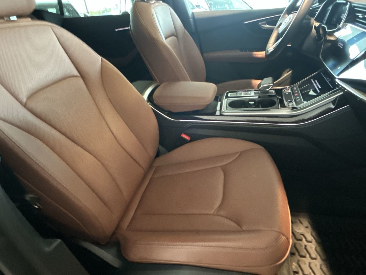 2025 Audi Q8 in Toronto, Ontario