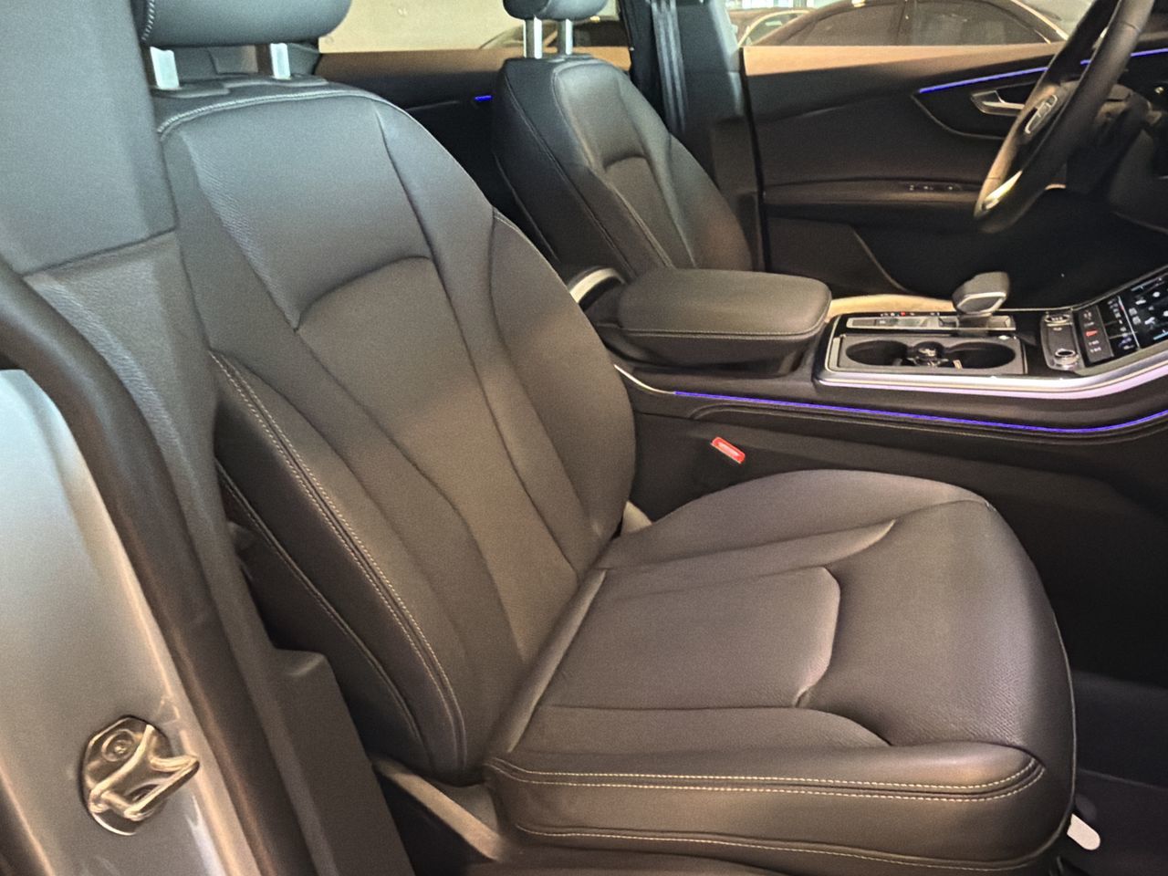 2025 Audi Q8 in Toronto, Ontario