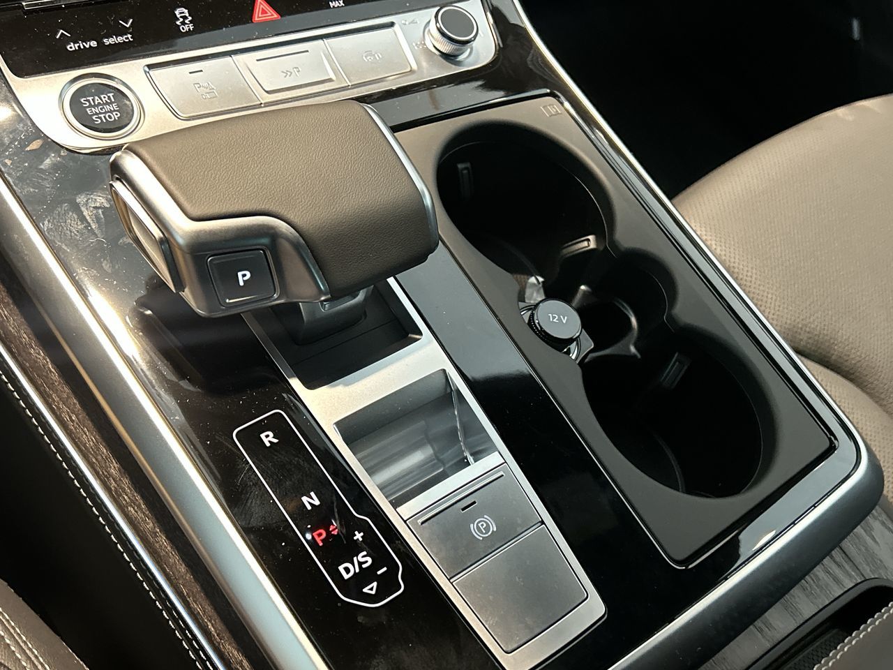 Audi Q8  2026 à Toronto, Ontario