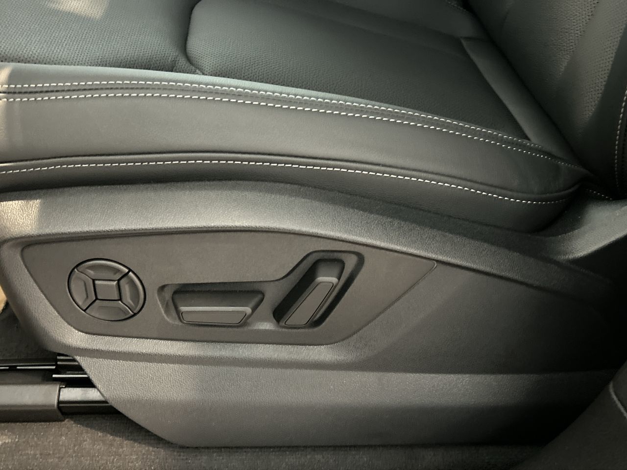 Audi Q8  2026 à Toronto, Ontario