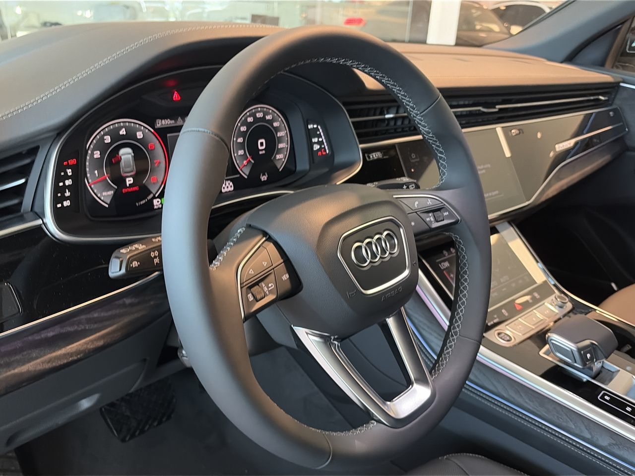Audi Q8  2027 à Toronto, Ontario