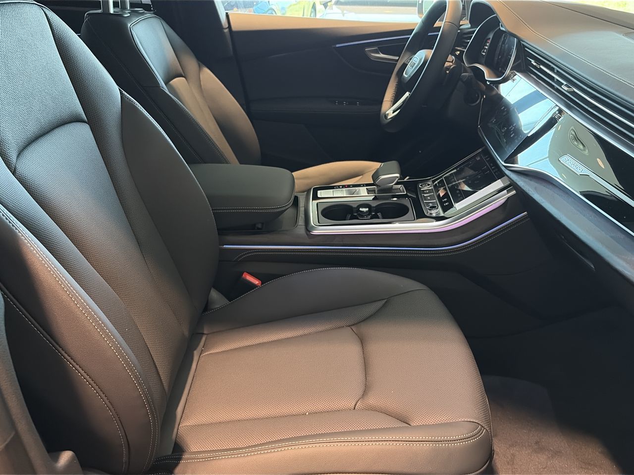 Audi Q8  2027 à Toronto, Ontario