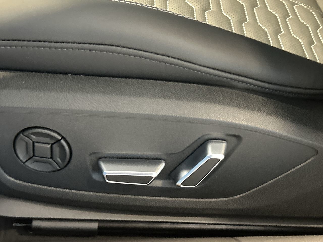 2026 Audi RS 6 Avant in Toronto, Ontario