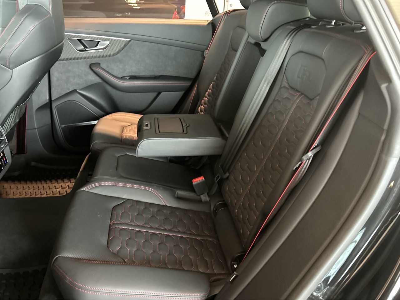 2024 Audi RS Q8 in Toronto, Ontario
