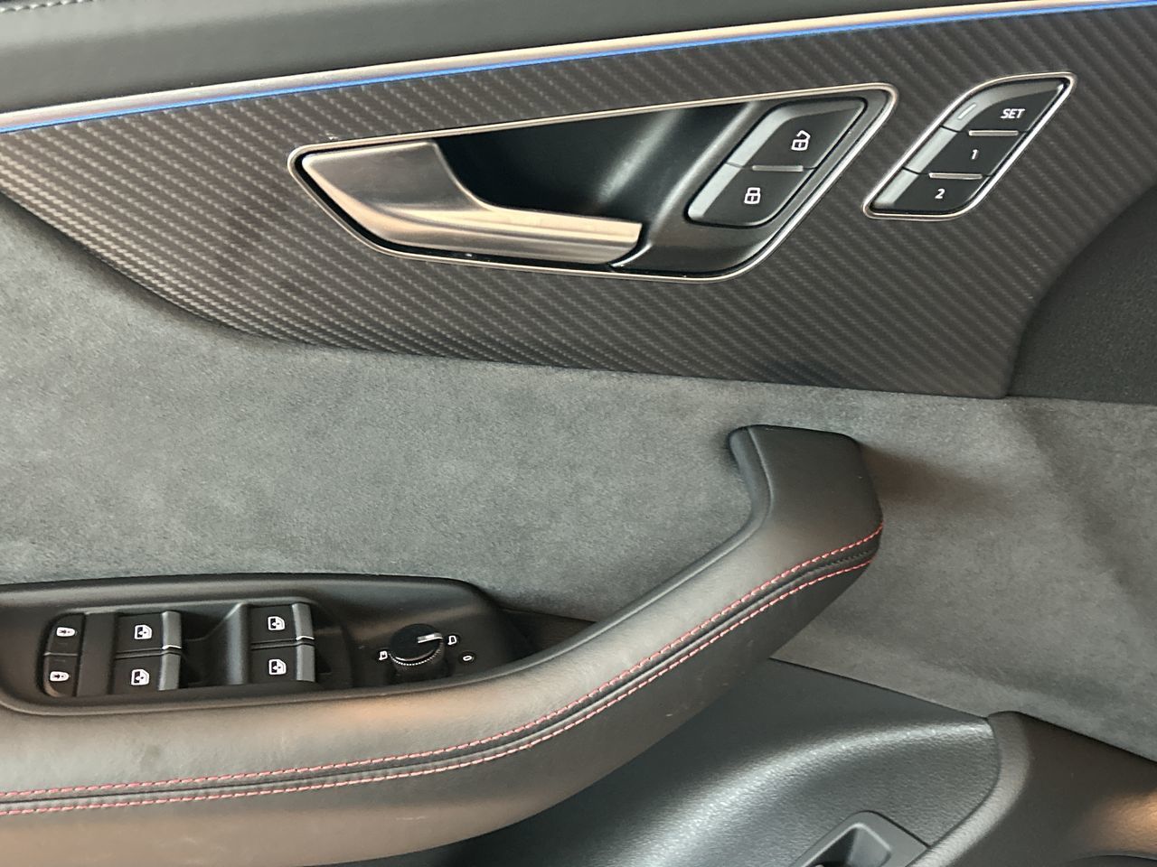 2024 Audi RS Q8 in Toronto, Ontario