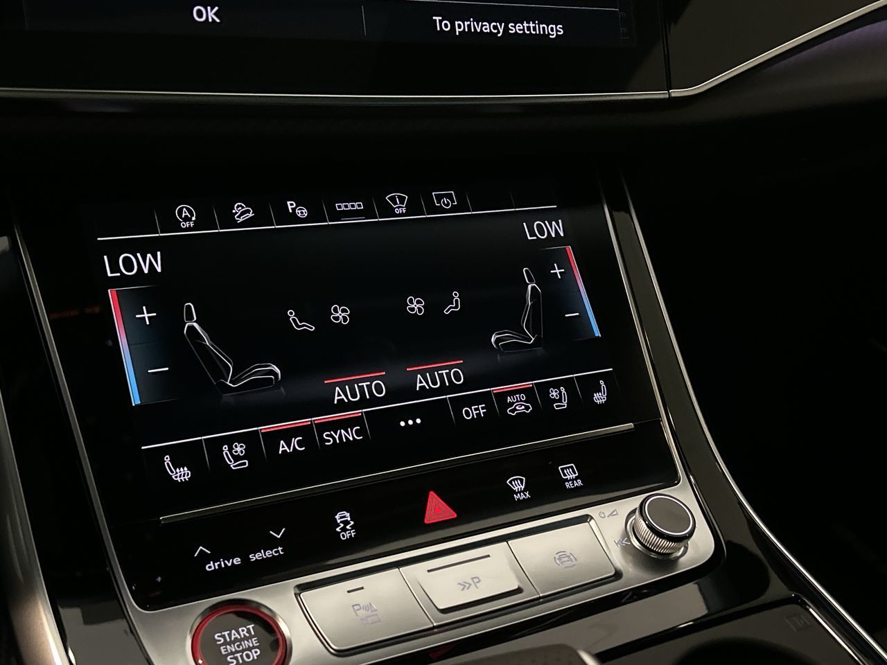 2025 Audi RS Q8 in Toronto, Ontario