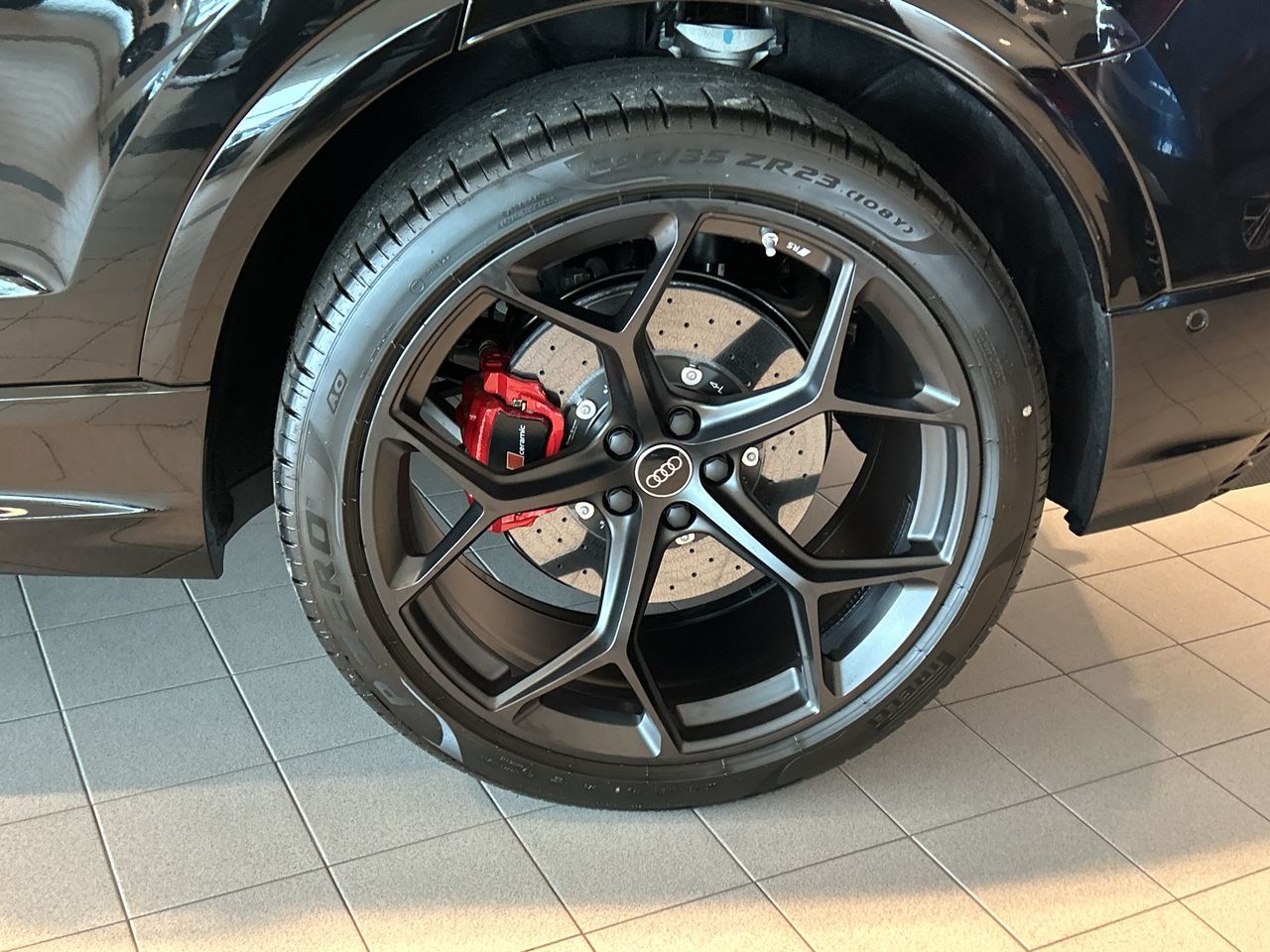 2025 Audi RS Q8 in Toronto, Ontario