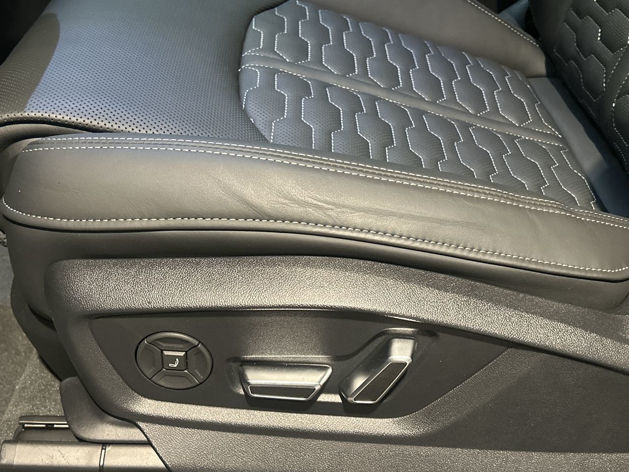 2026 Audi RS Q8 in Toronto, Ontario