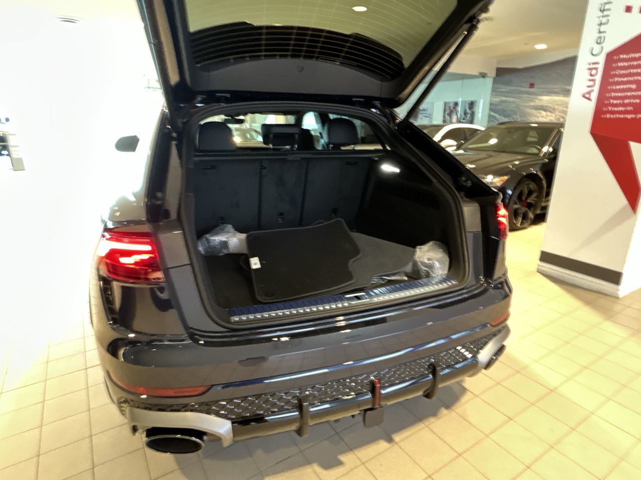 Audi RS Q8  2026 à Toronto, Ontario