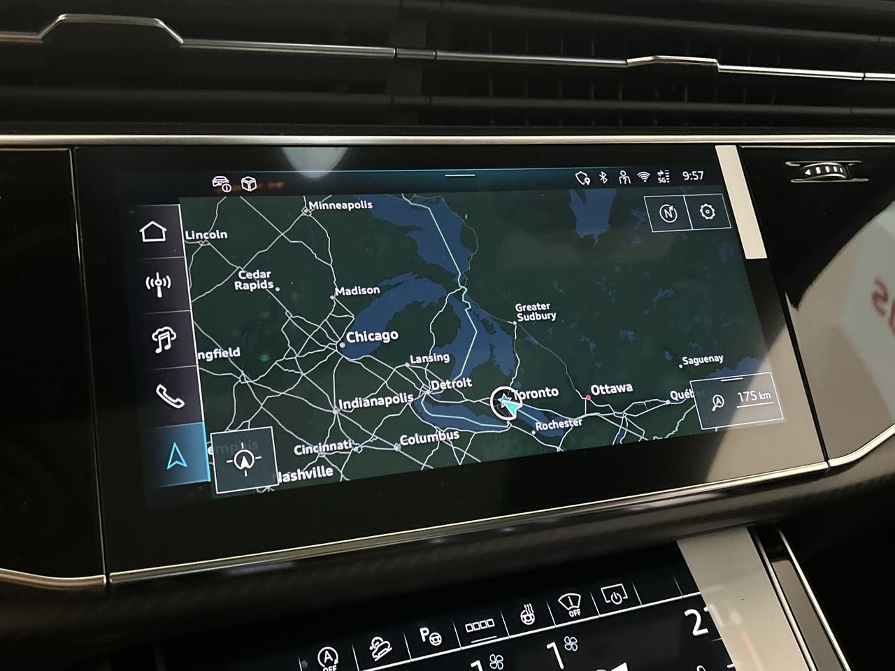 Audi RS Q8  2026 à Toronto, Ontario