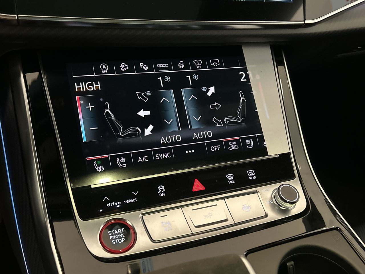 Audi RS Q8  2026 à Toronto, Ontario