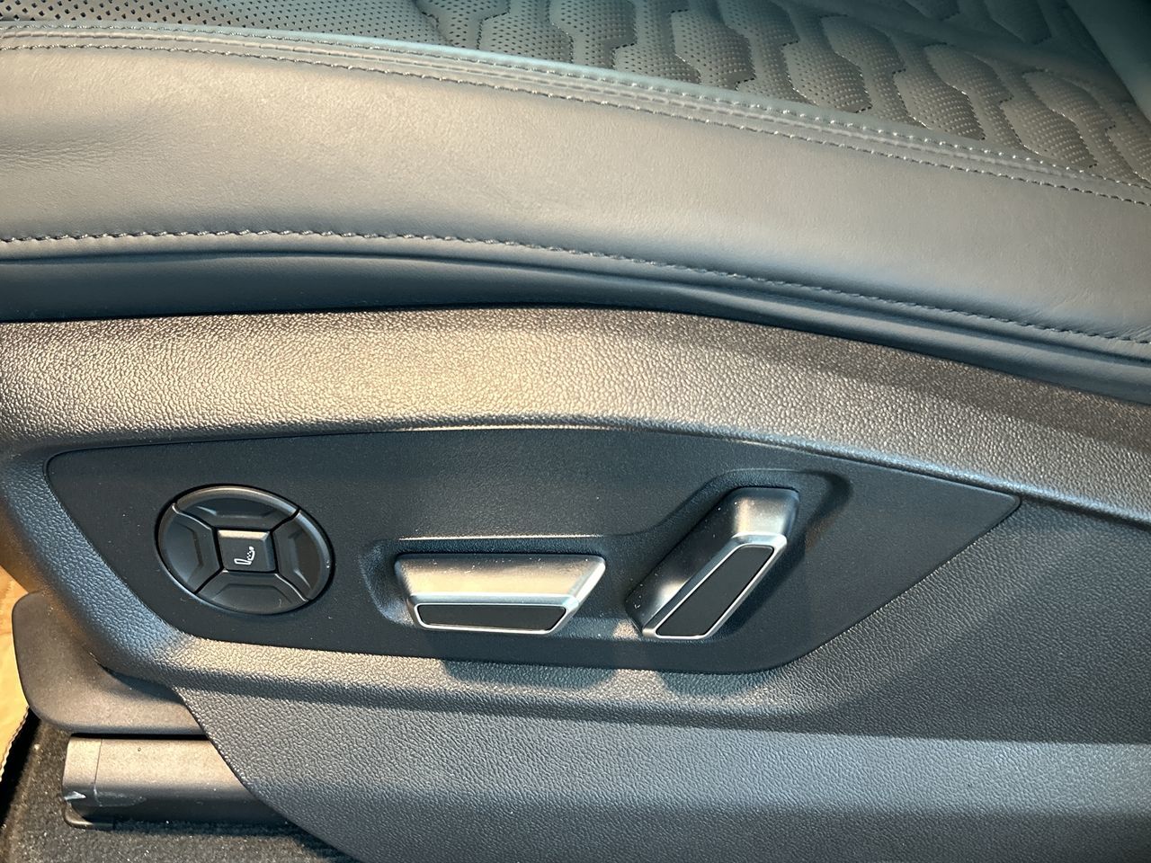 Audi RS Q8  2026 à Toronto, Ontario