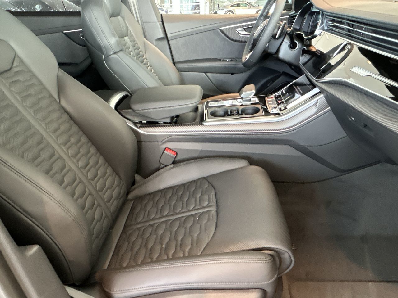 Audi RS Q8  2026 à Toronto, Ontario