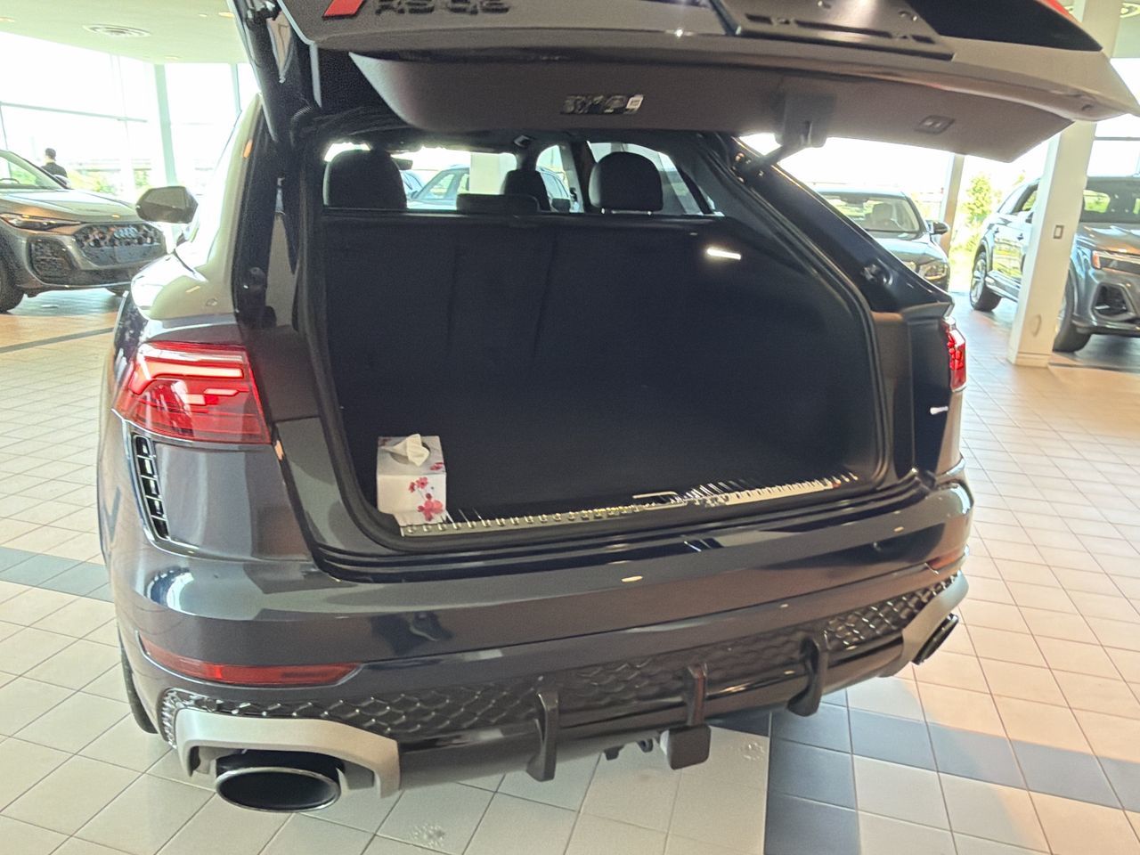 2026 Audi RS Q8 in Toronto, Ontario