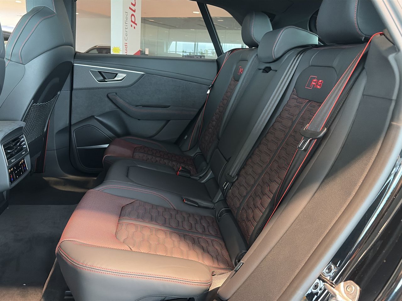 Audi RS Q8  2027 à Toronto, Ontario