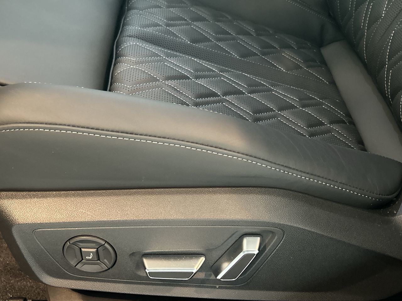 2025 Audi S5 in Toronto, Ontario