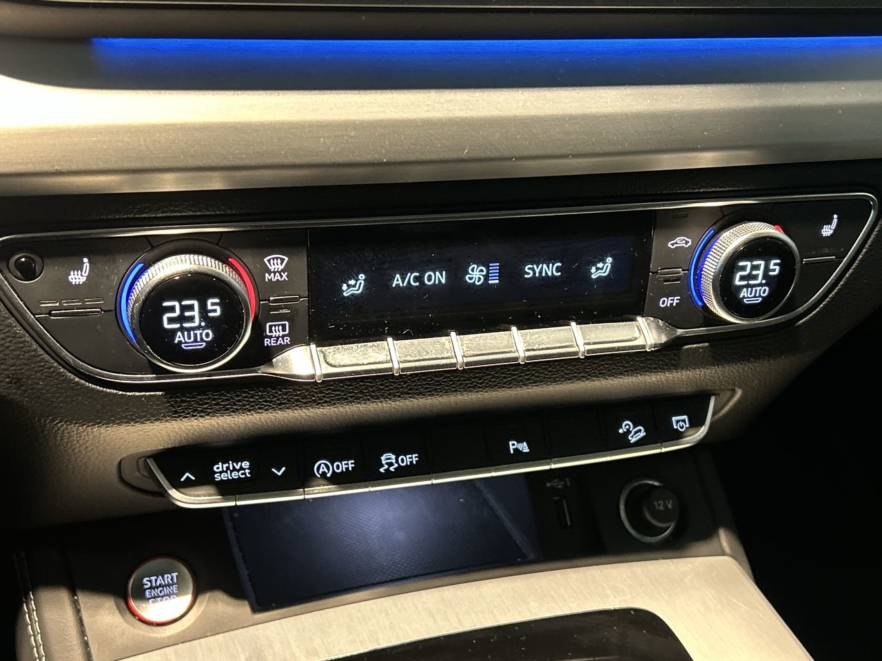 Audi SQ5  2024 à Toronto, Ontario