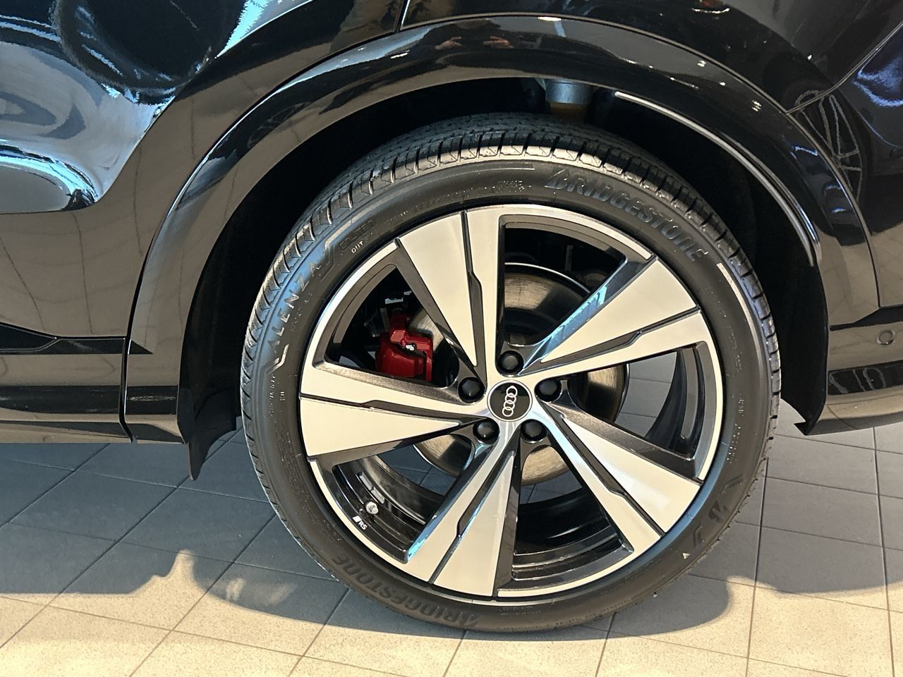 2025 Audi SQ5 in Toronto, Ontario