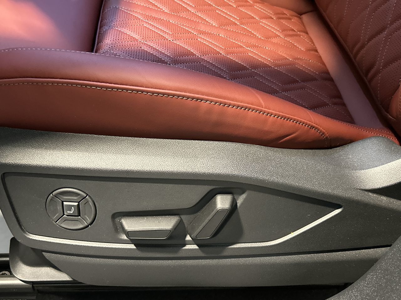 2025 Audi SQ5 in Toronto, Ontario