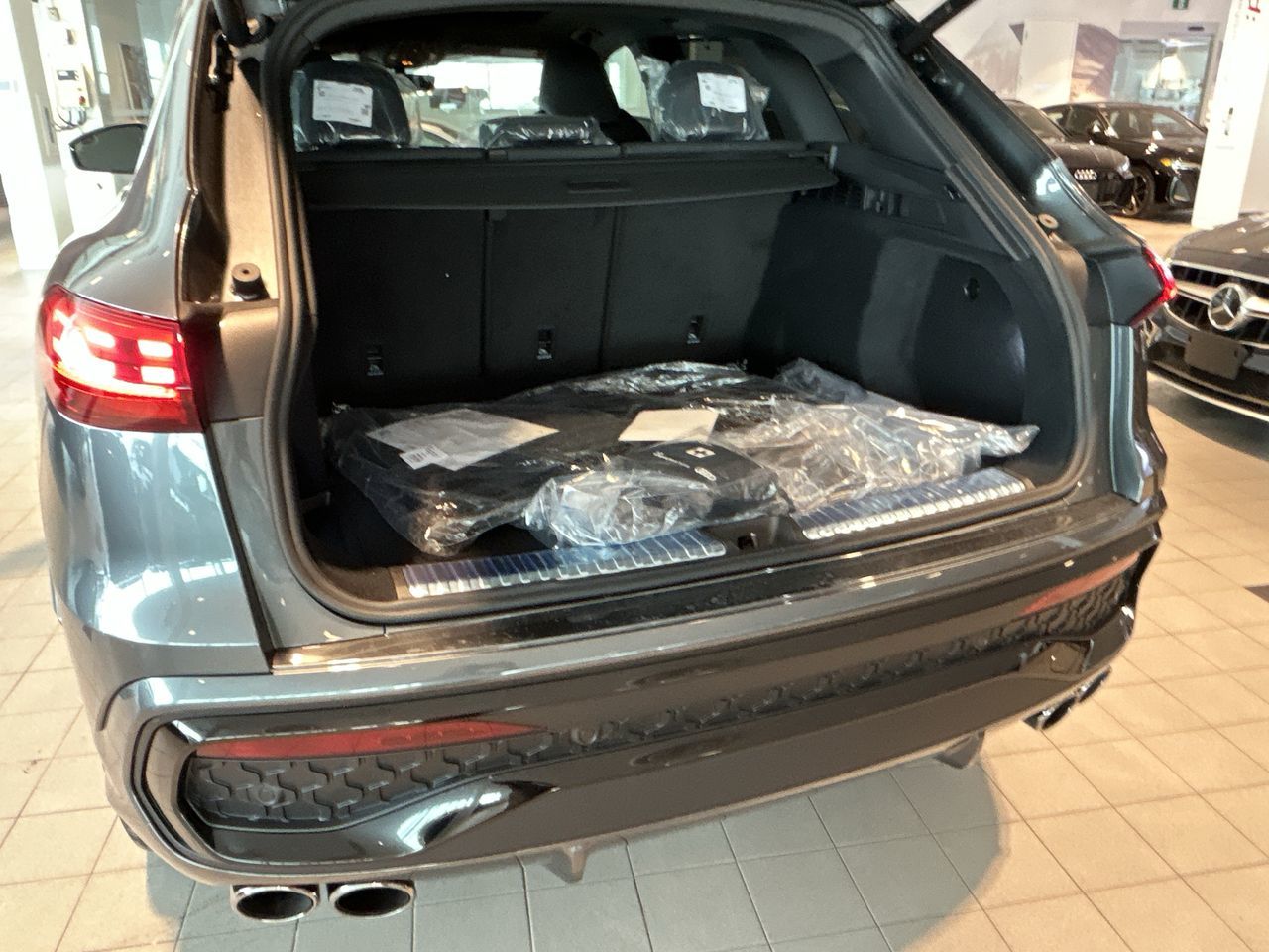 Audi SQ5  2025 à Toronto, Ontario