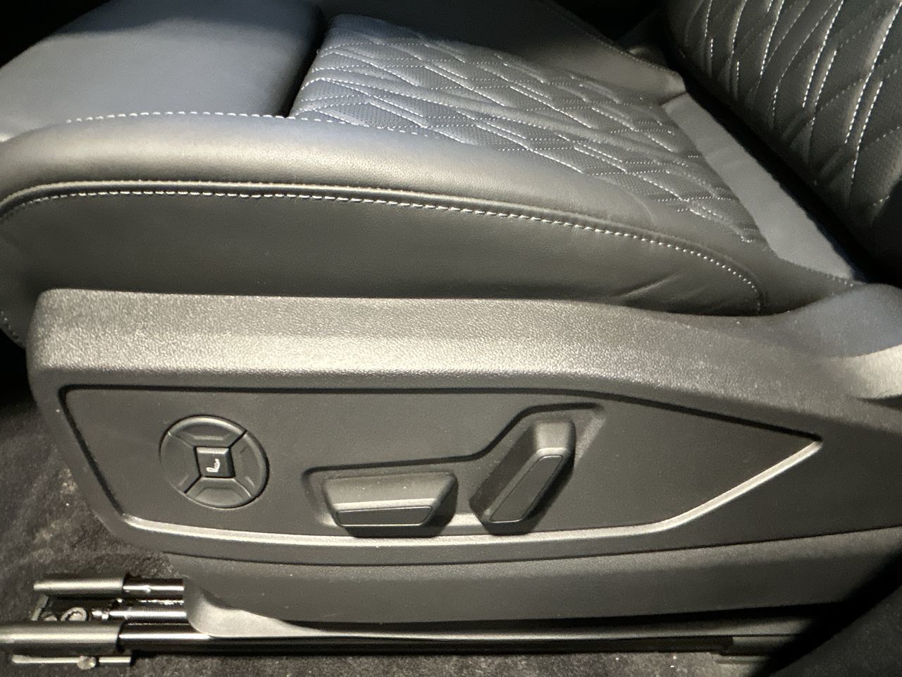 Audi SQ5  2026 à Toronto, Ontario