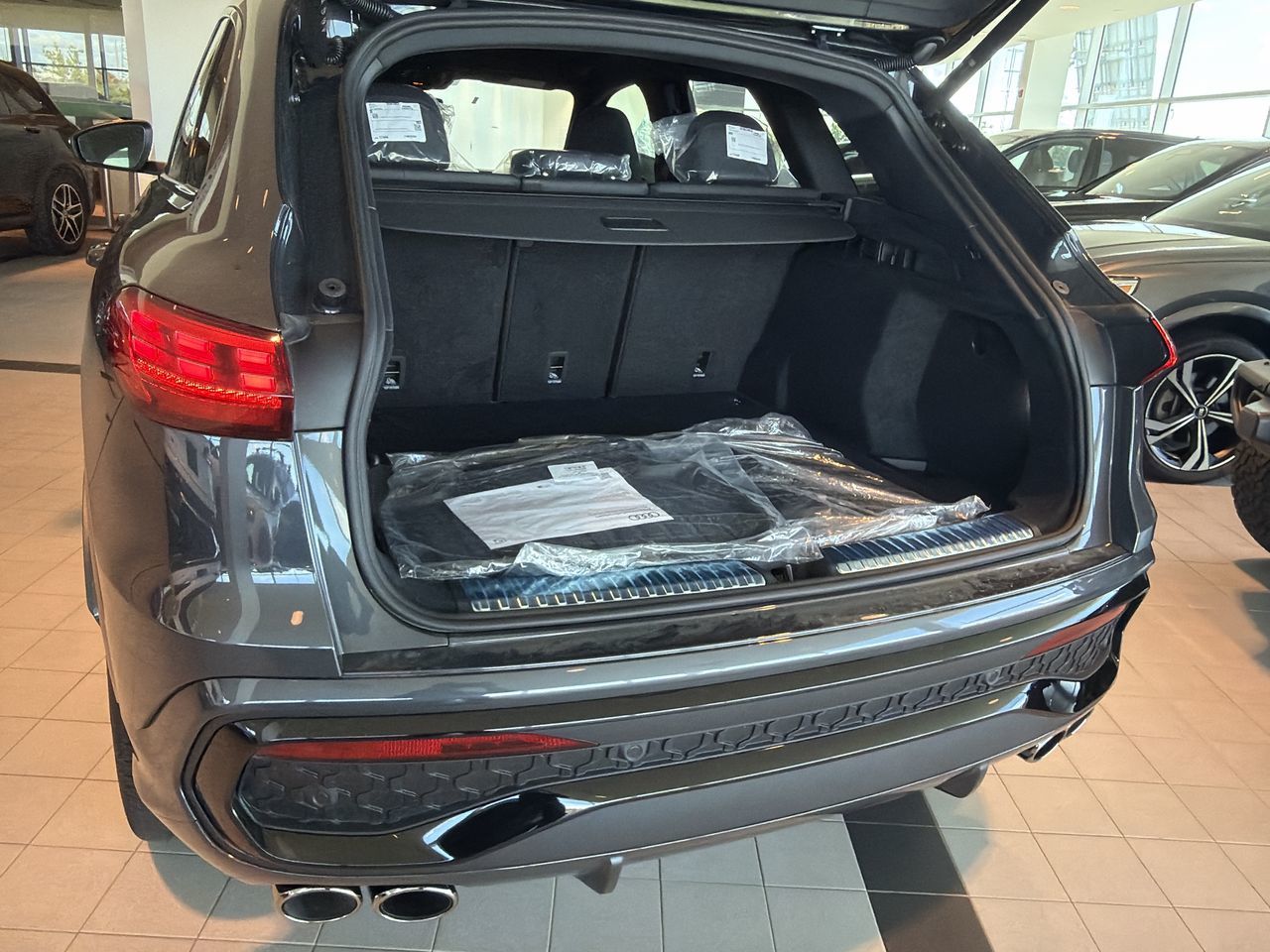 Audi SQ5  2026 à Toronto, Ontario